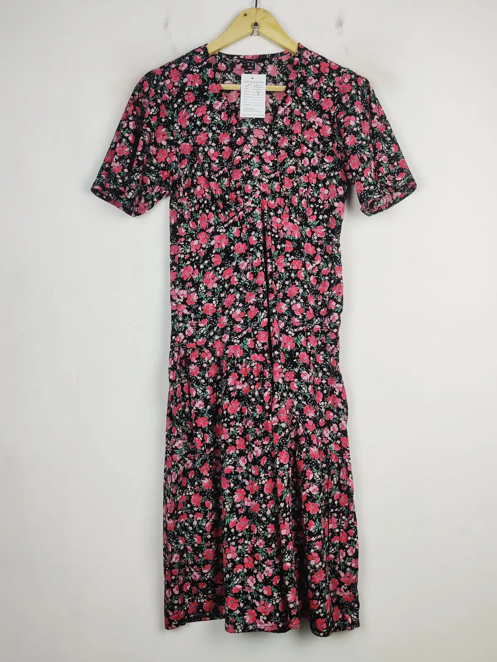 Buy online pre-used pre-loved 100% authentic & Original branded New Look (MF-2641) available in Pakistan. Top international brands avilable.