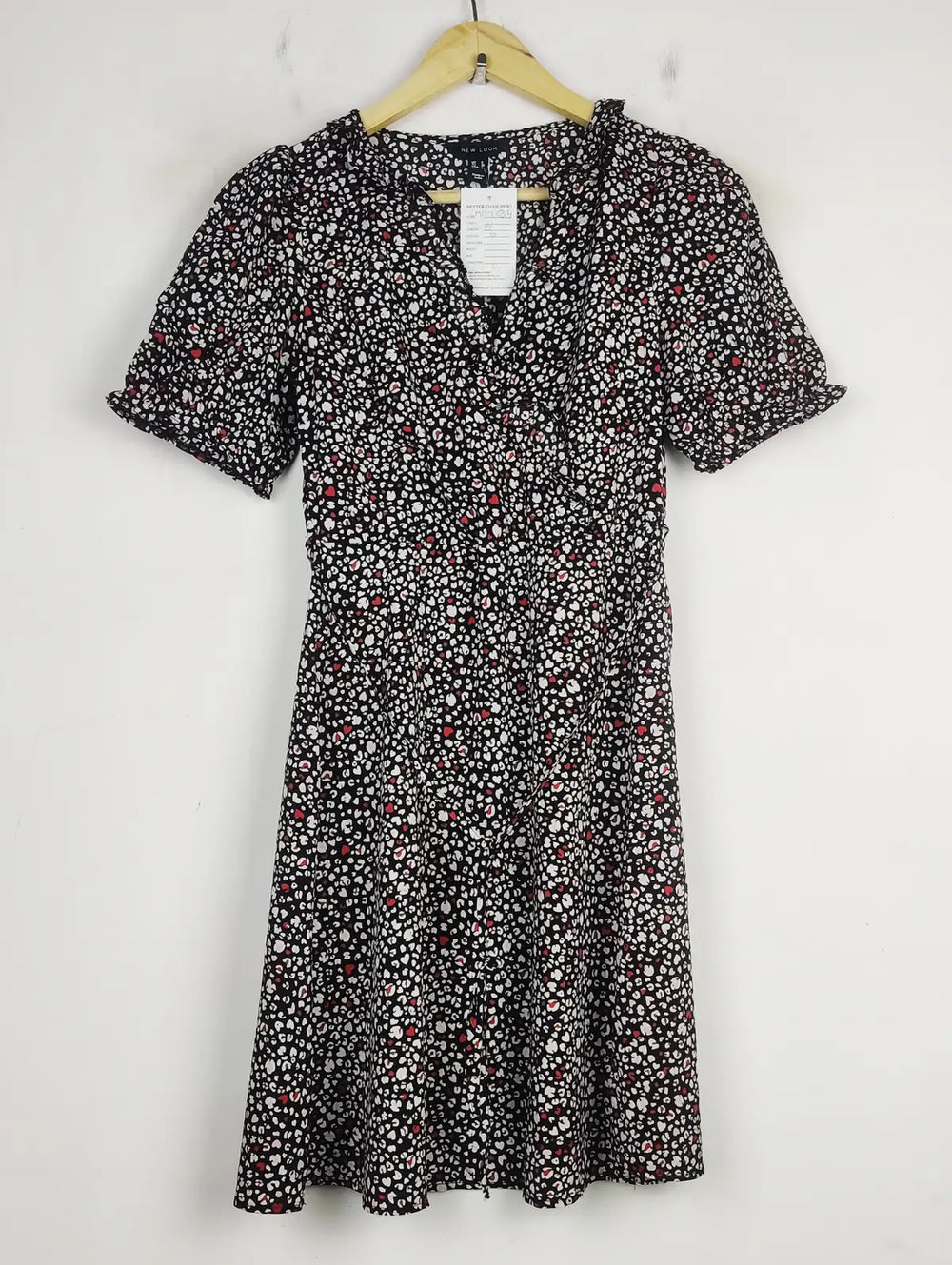 Buy online pre-used pre-loved 100% authentic & Original branded New Look (MF-2684) available in Pakistan. Top international brands avilable.