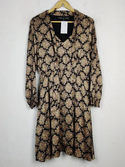 Buy online pre-used pre-loved 100% authentic & Original branded Mela Loves London (MF-2902) available in Pakistan. Top international brands avilable.