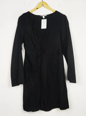 Buy online pre-used pre-loved 100% authentic & Original branded H&M (MF-2951) available in Pakistan. Top international brands avilable.