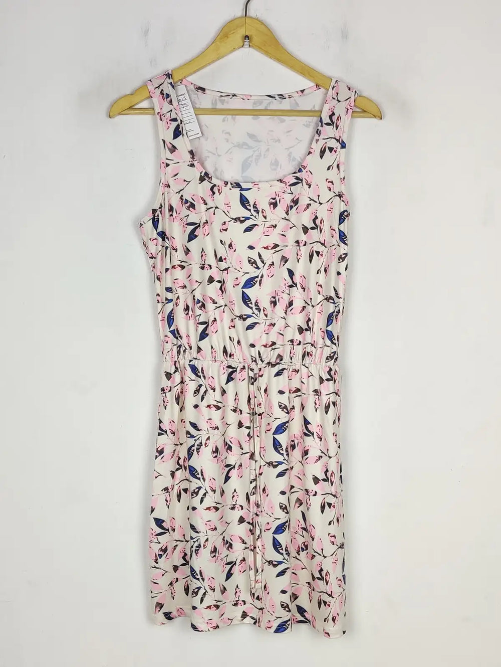 Buy online pre-used pre-loved 100% authentic & Original branded Shein (MF-3023) available in Pakistan. Top international brands avilable.