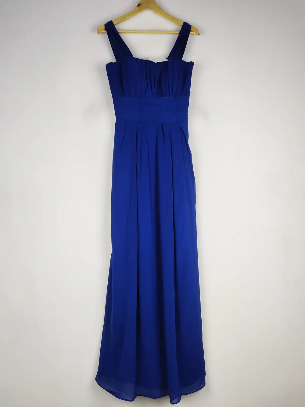 Buy online pre-used pre-loved 100% authentic & Original branded Unknown Brand (MF-3043) available in Pakistan. Top international brands avilable.