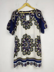 Buy online pre-used pre-loved 100% authentic & Original branded Dorothy Perkins (MF-3071) available in Pakistan. Top international brands avilable.