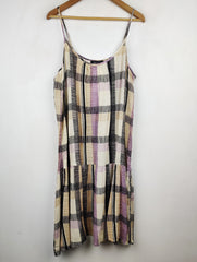 Buy online pre-used pre-loved 100% authentic & Original branded Marks & Spencer (MF-30) available in Pakistan. Top international brands avilable.