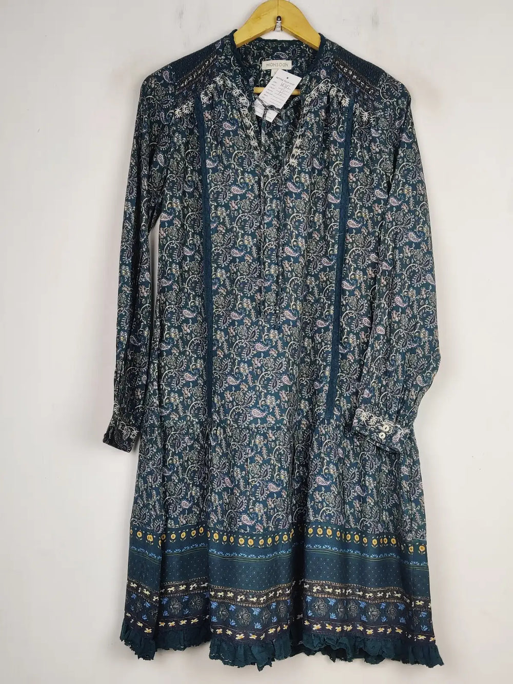 Buy online pre-used pre-loved 100% authentic & Original branded Multi (MF-3183) available in Pakistan. Top international brands avilable.