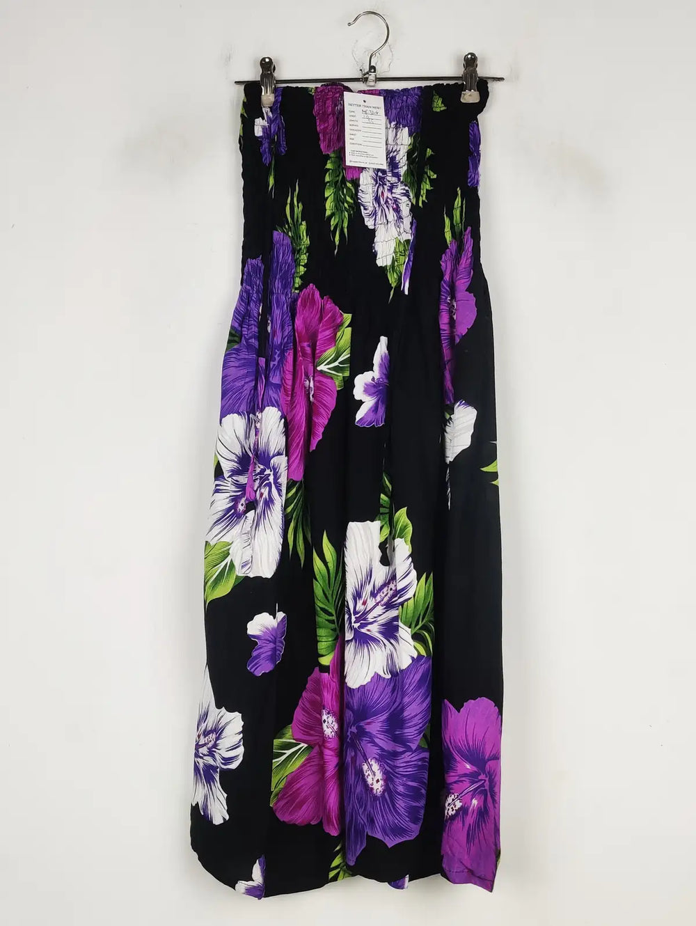 Buy online pre-used pre-loved 100% authentic & Original branded Unknown Brand (MF-3214) available in Pakistan. Top international brands avilable.