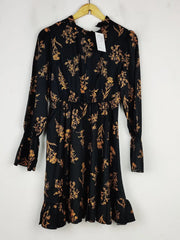 Buy online pre-used pre-loved 100% authentic & Original branded Boohoo (MF-3483) available in Pakistan. Top international brands avilable.
