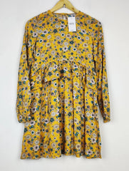 Buy online pre-used pre-loved 100% authentic & Original branded I Love Girlfriend (MF-3781) available in Pakistan. Top international brands avilable.