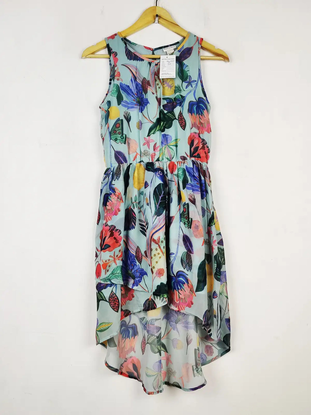 Buy online pre-used pre-loved 100% authentic & Original branded H&M (MF-3829) available in Pakistan. Top international brands avilable.