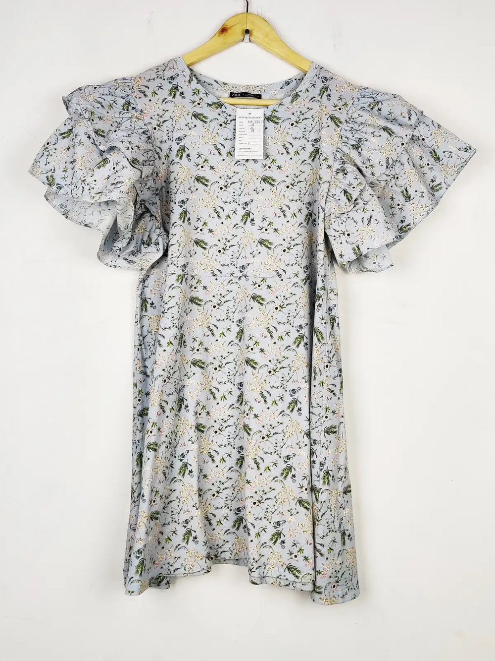Buy online pre-used pre-loved 100% authentic & Original branded Zara (MF-3877) available in Pakistan. Top international brands avilable.