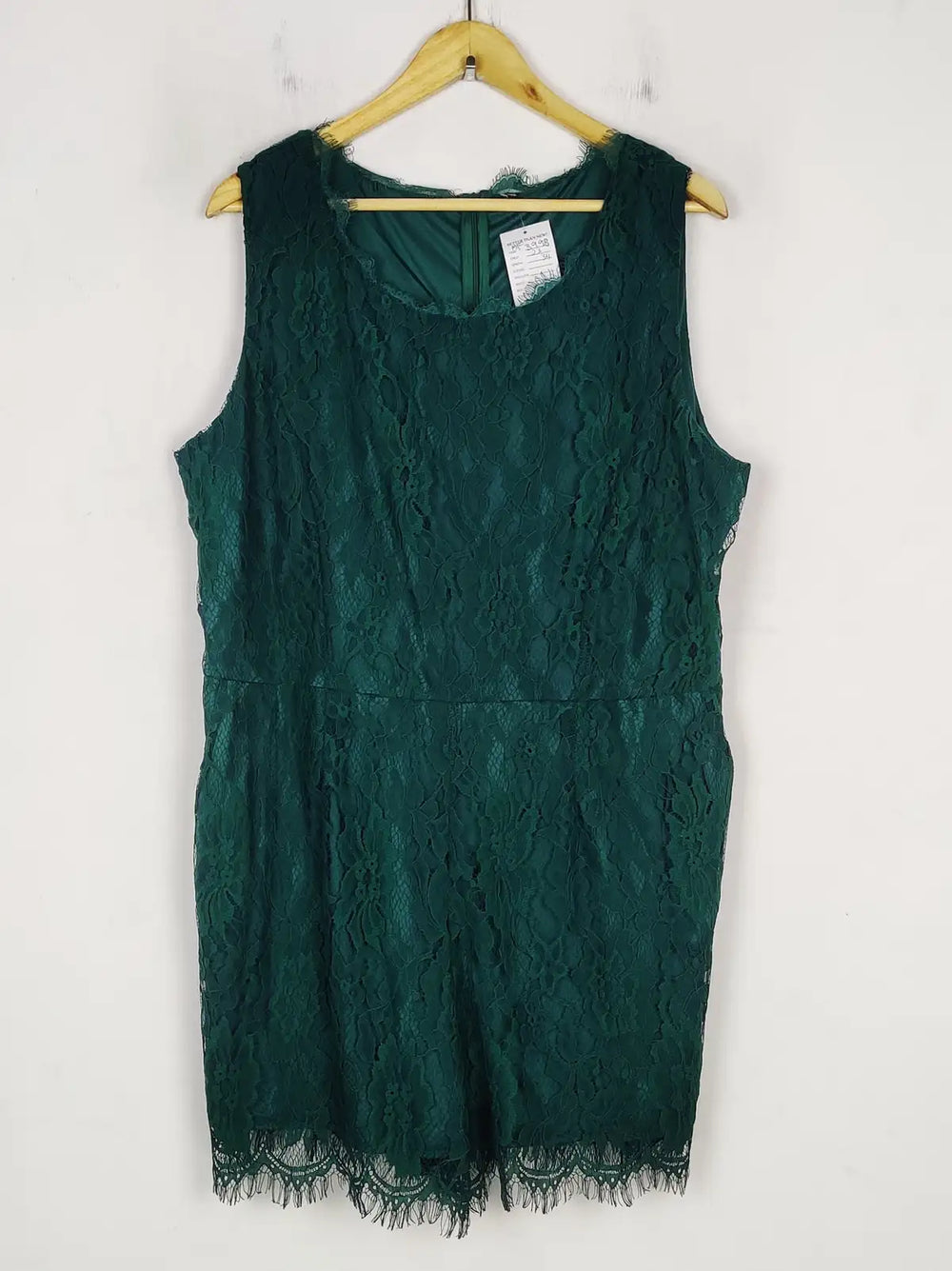 Buy online pre-used pre-loved 100% authentic & Original branded Unknown Brand (MF-3998) available in Pakistan. Top international brands avilable.