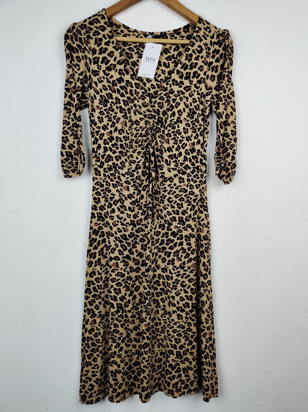 Buy online pre-used pre-loved 100% authentic & Original branded New Look (MF-399) available in Pakistan. Top international brands avilable.