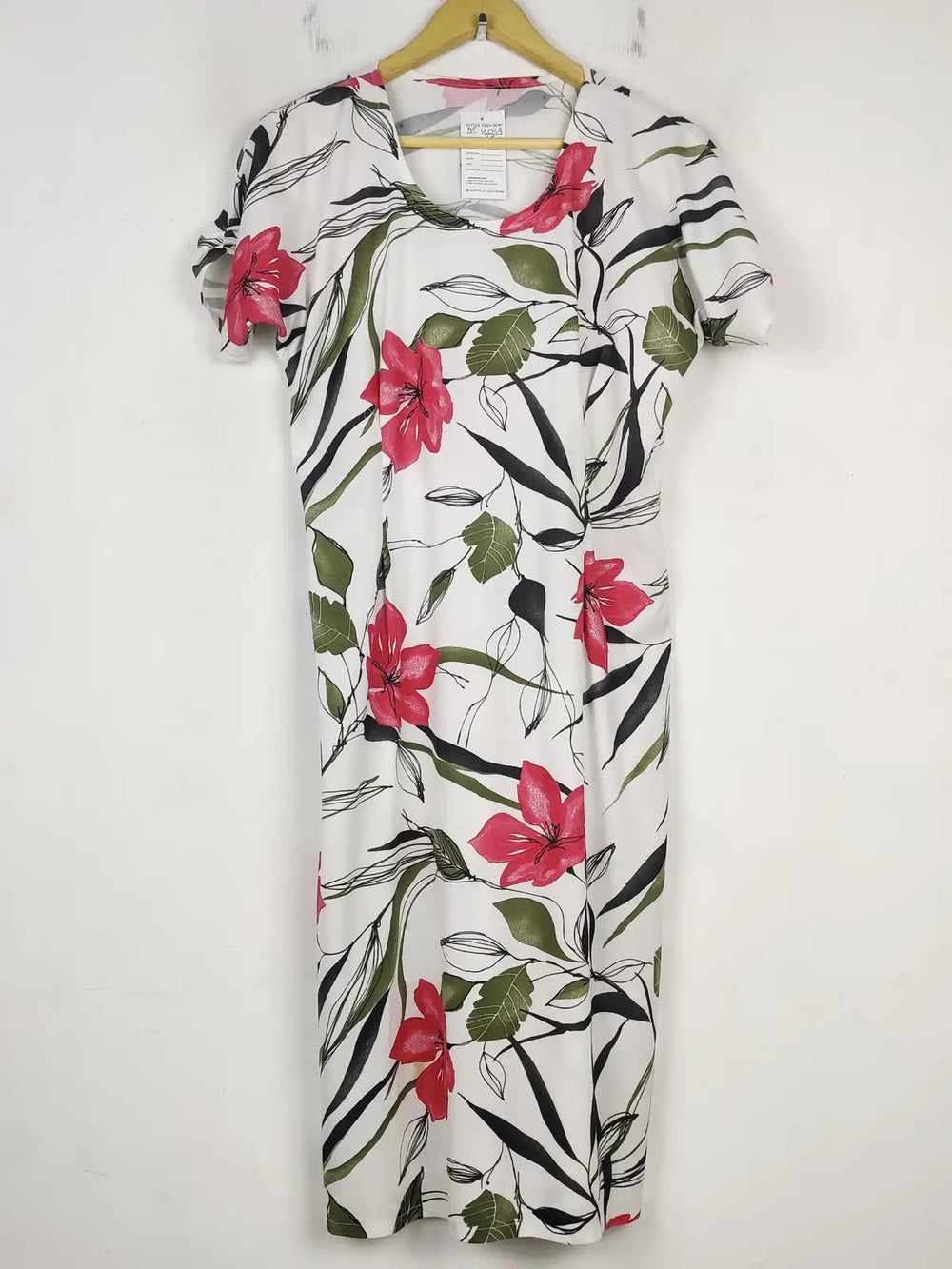 Buy online pre-used pre-loved 100% authentic & Original branded Unknown Brand (MF-4034) available in Pakistan. Top international brands avilable.