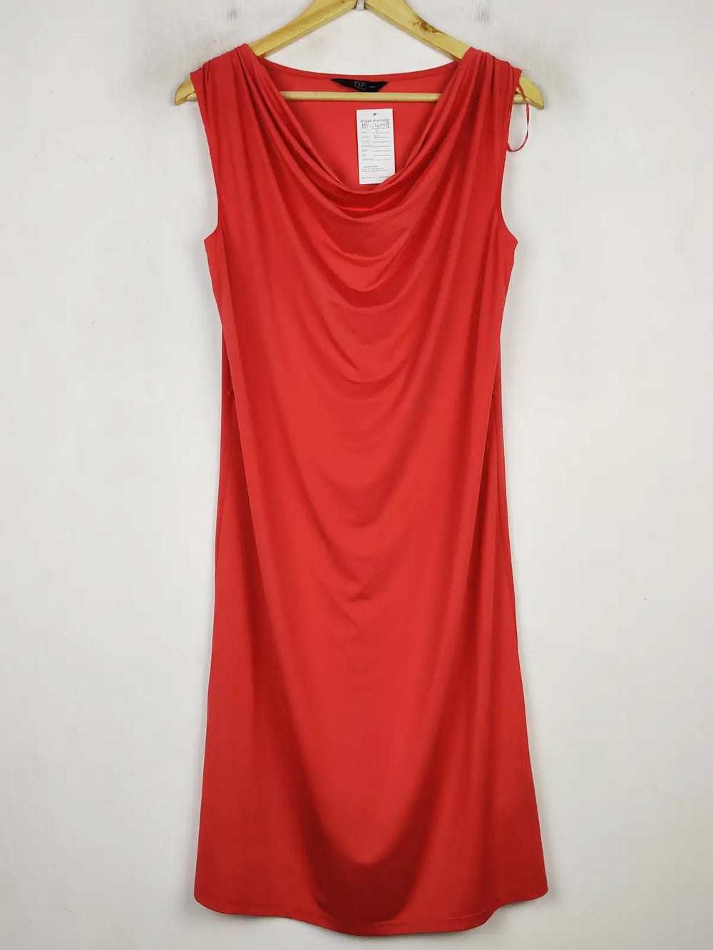 Buy online pre-used pre-loved 100% authentic & Original branded F&F (MF-4048) available in Pakistan. Top international brands avilable.