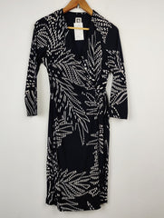 Buy online pre-used pre-loved 100% authentic & Original branded Anne Klein (MF-406) available in Pakistan. Top international brands avilable.