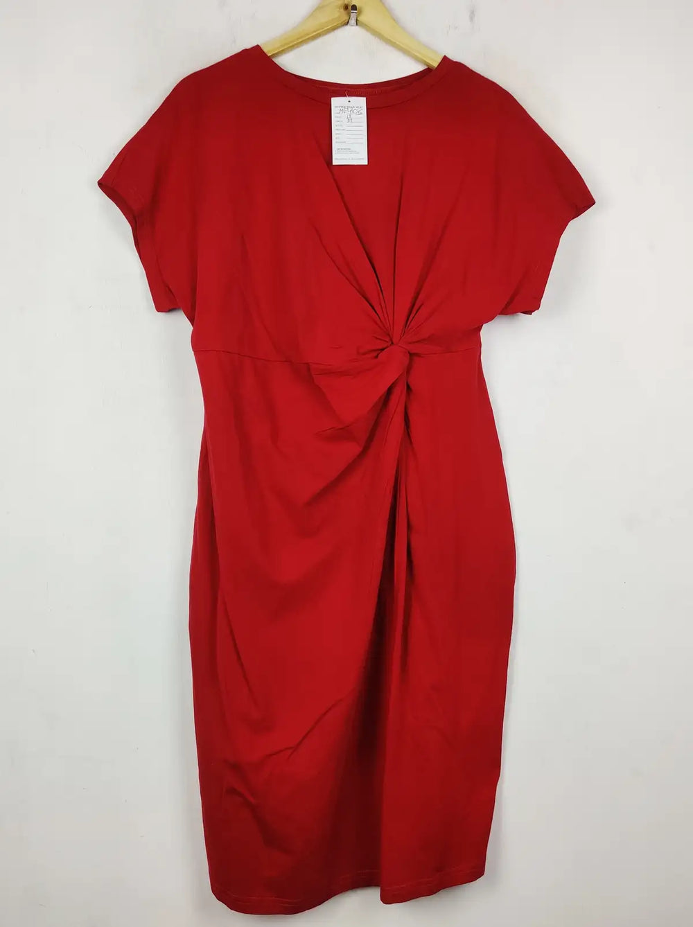 Buy online pre-used pre-loved 100% authentic & Original branded Unknown Brand (MF-4103) available in Pakistan. Top international brands avilable.