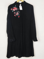 Buy online pre-used pre-loved 100% authentic & Original branded Clothing Co (MF-4116) available in Pakistan. Top international brands avilable.