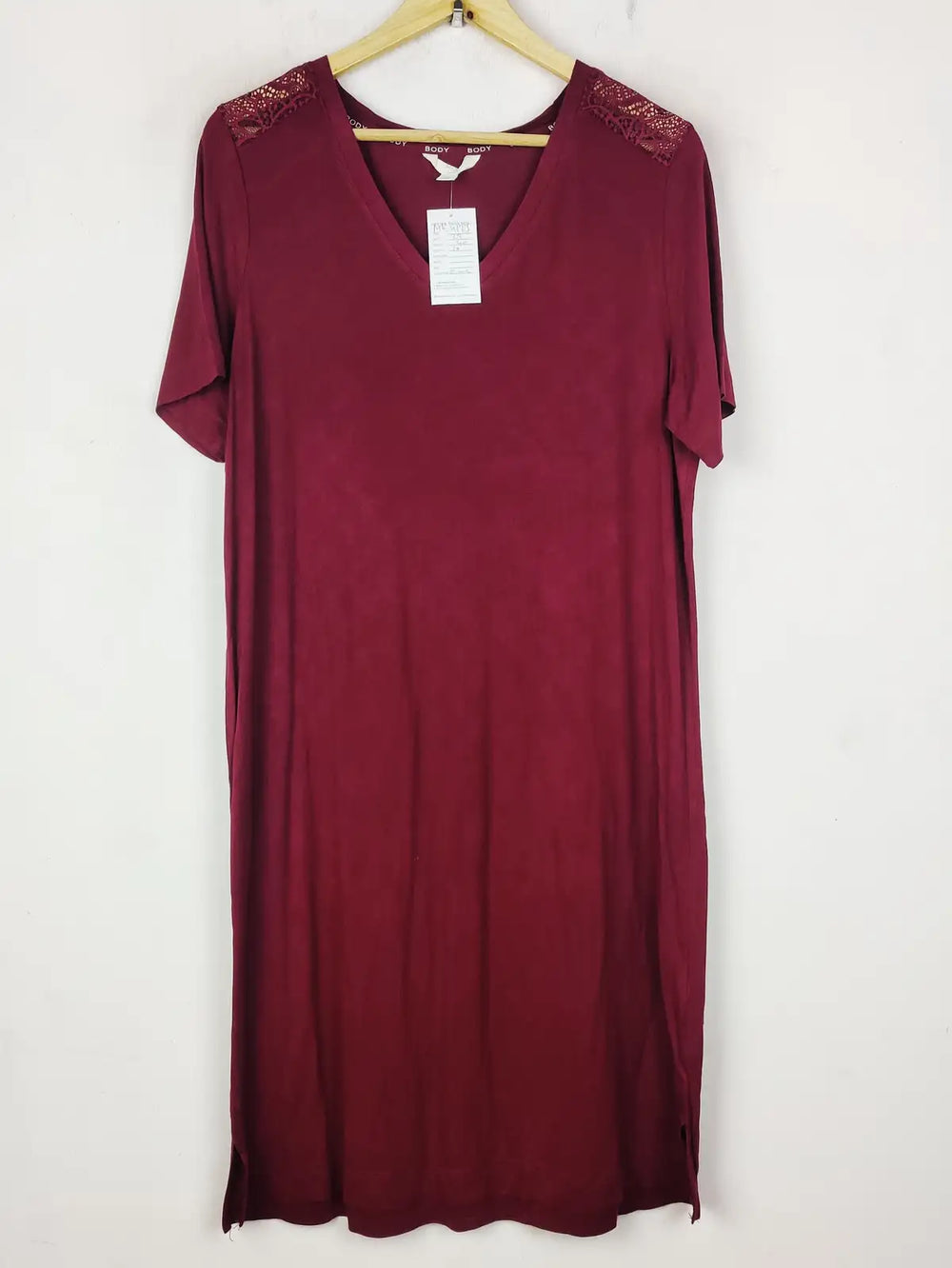 Buy online pre-used pre-loved 100% authentic & Original branded Marks & Spencer (MF-4123) available in Pakistan. Top international brands avilable.