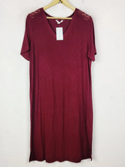 Buy online pre-used pre-loved 100% authentic & Original branded Marks & Spencer (MF-4123) available in Pakistan. Top international brands avilable.