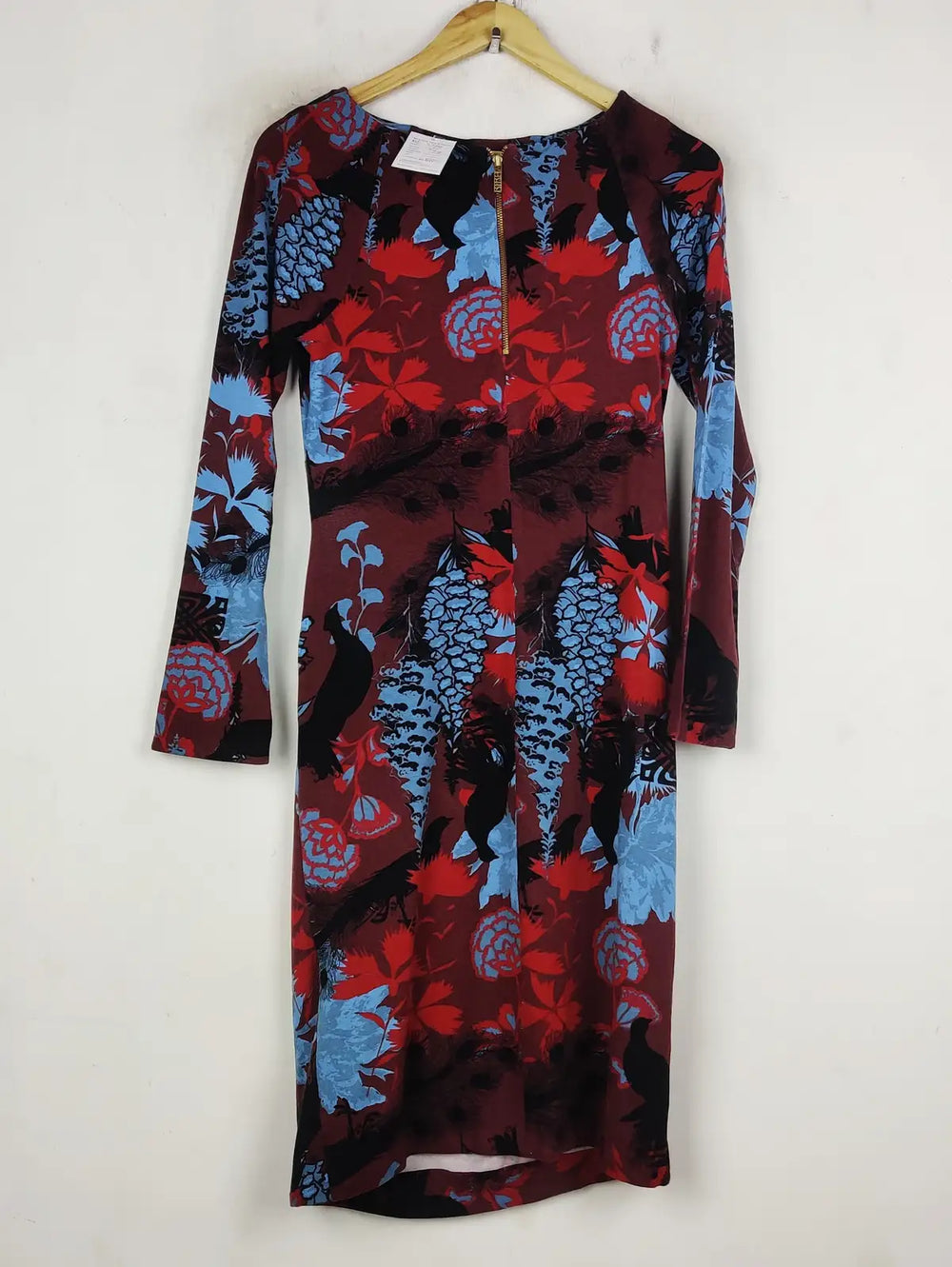Buy online pre-used pre-loved 100% authentic & Original branded Unknown Brand (MF-4200) available in Pakistan. Top international brands avilable.