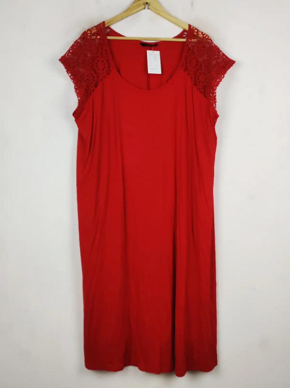 Buy online pre-used pre-loved 100% authentic & Original branded Miladys (MF-4217) available in Pakistan. Top international brands avilable.