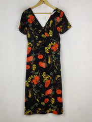 Buy online pre-used pre-loved 100% authentic & Original branded Unknown Brand (MF-4223) available in Pakistan. Top international brands avilable.