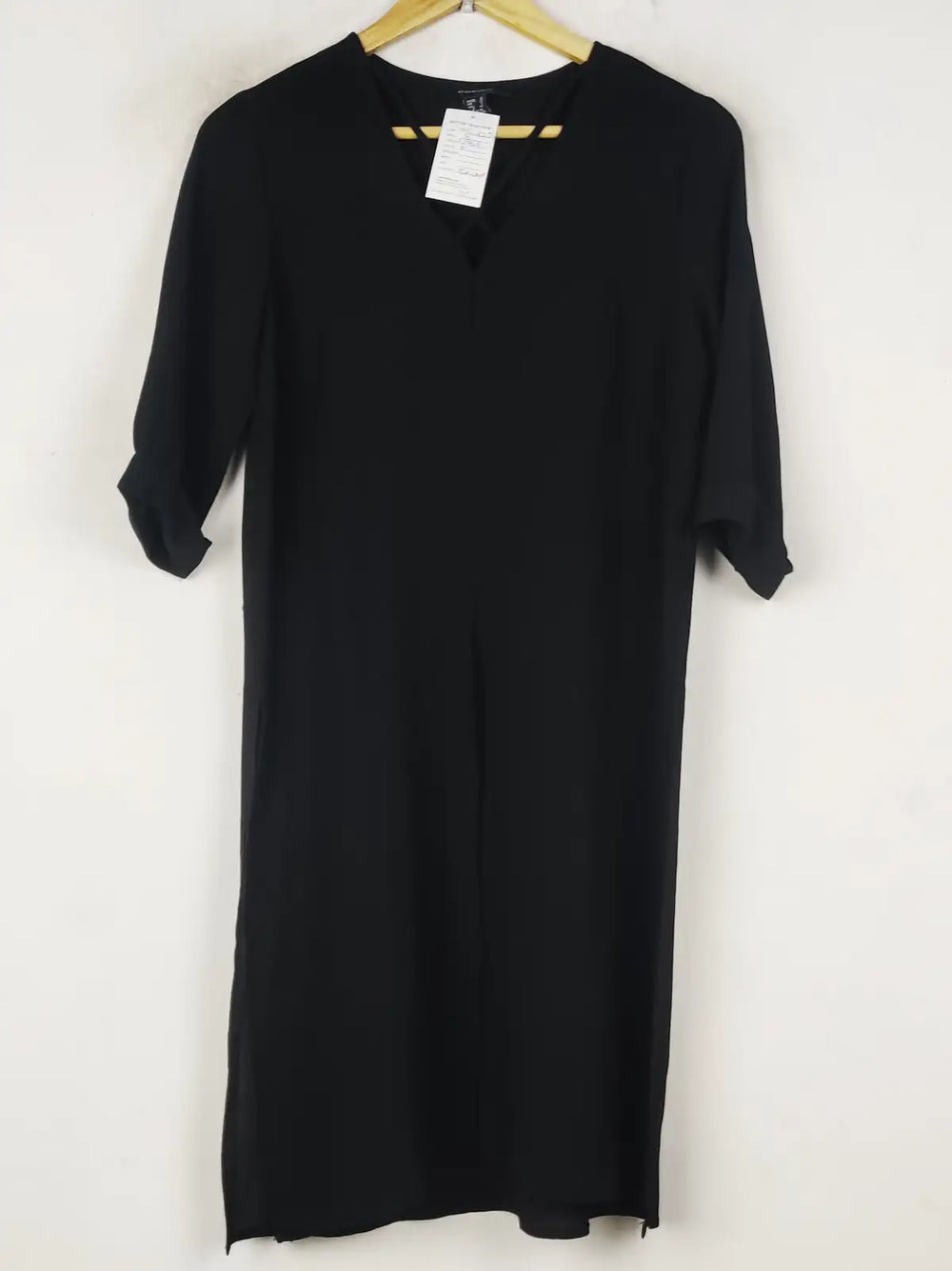 Buy online pre-used pre-loved 100% authentic & Original branded Atmosphere (MF-4254) available in Pakistan. Top international brands avilable.