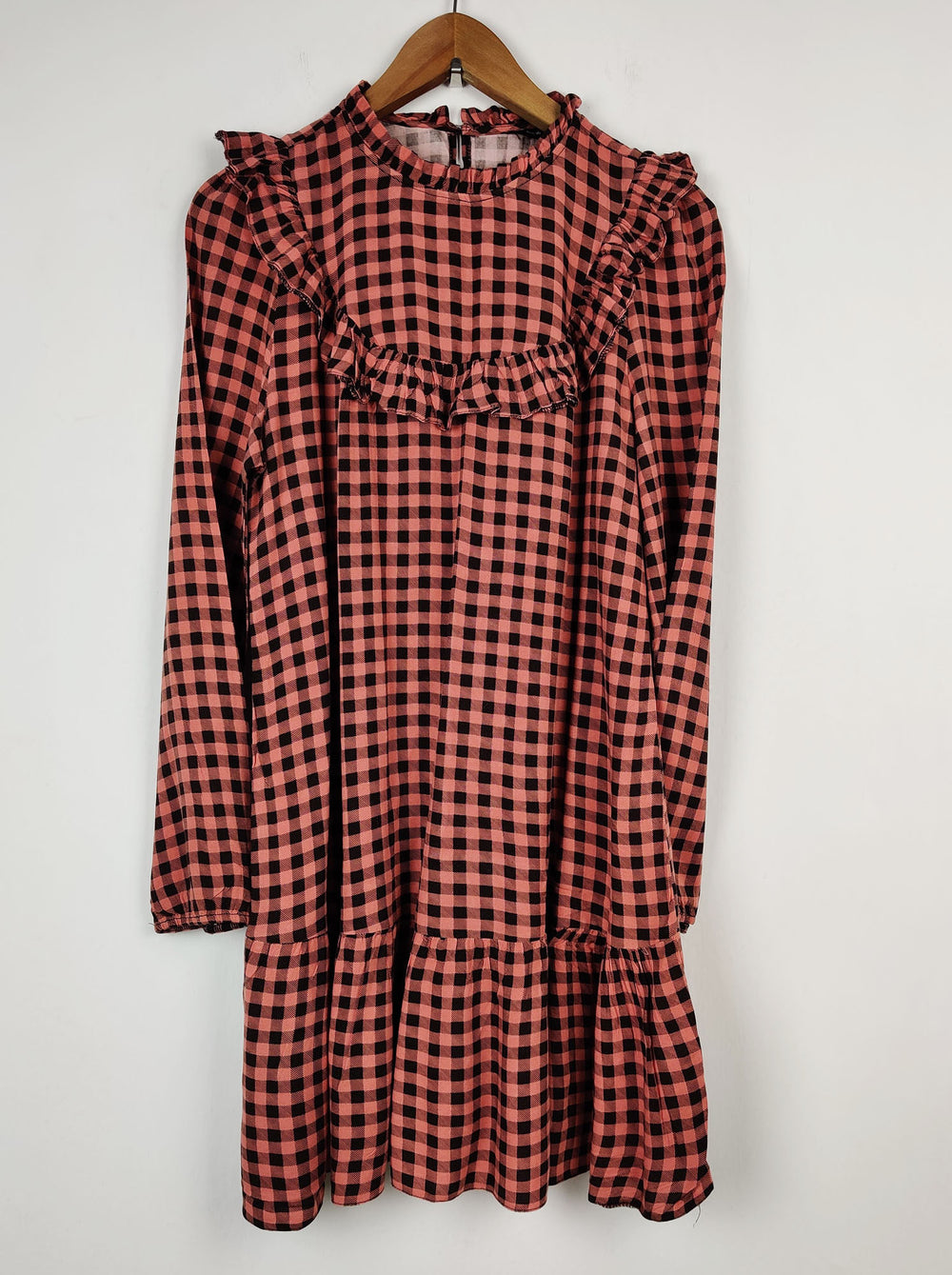 Buy online pre-used pre-loved 100% authentic & Original branded New Look (MF-436) available in Pakistan. Top international brands avilable.