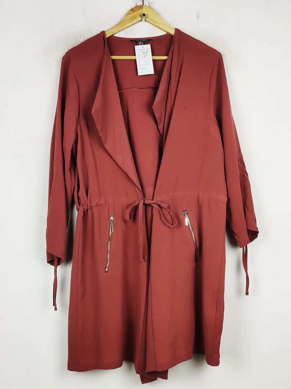 Buy online pre-used pre-loved 100% authentic & Original branded Primark (MF-4419) available in Pakistan. Top international brands avilable.