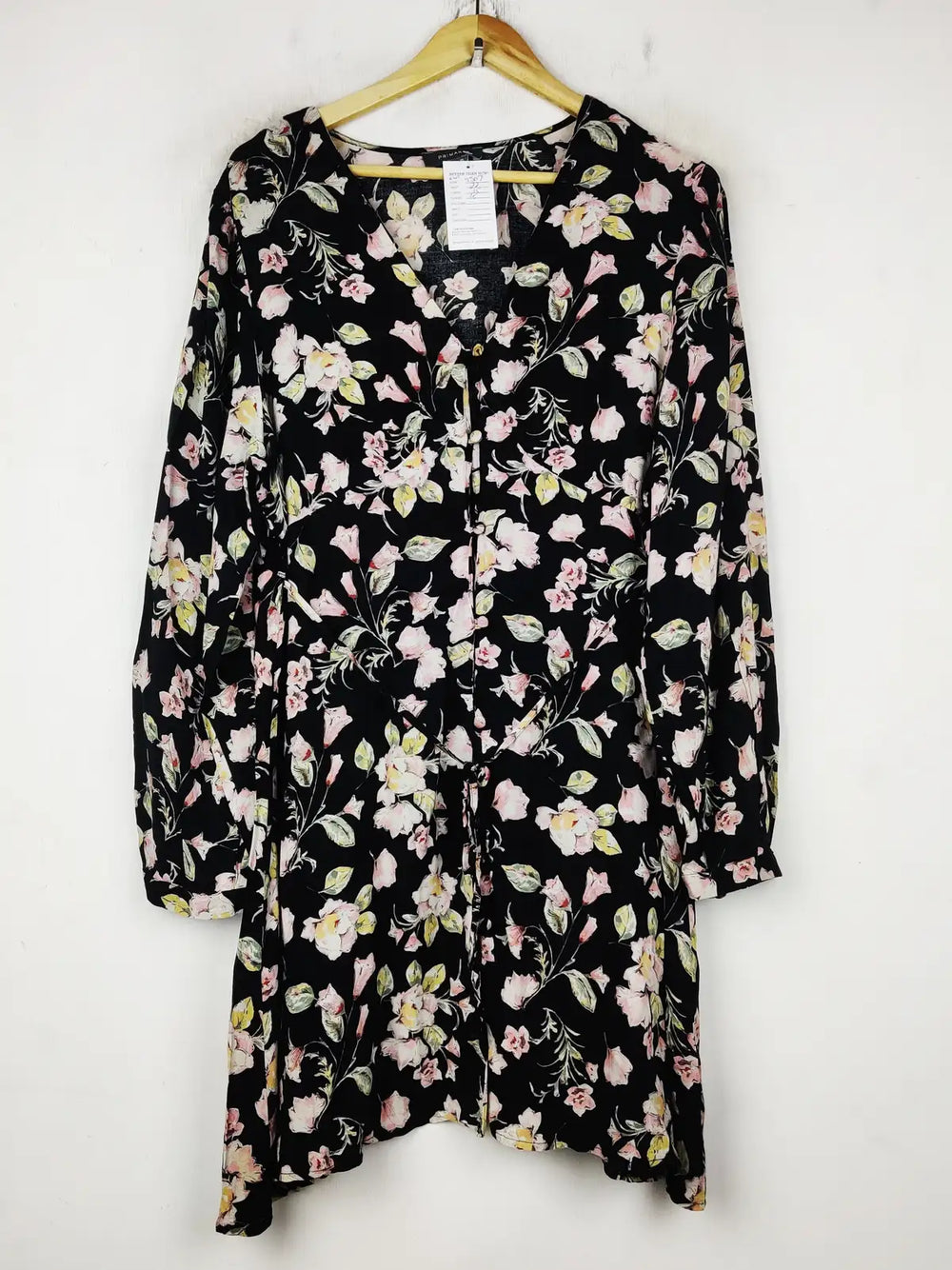 Buy online pre-used pre-loved 100% authentic & Original branded Primark (MF-4507) available in Pakistan. Top international brands avilable.