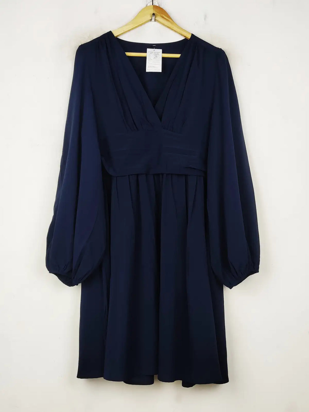 Buy online pre-used pre-loved 100% authentic & Original branded Shein (MF-4528) available in Pakistan. Top international brands avilable.