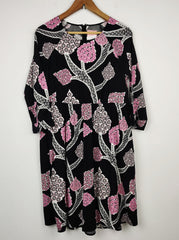 Buy online pre-used pre-loved 100% authentic & Original branded Lieblings Stuck (MF-476) available in Pakistan. Top international brands avilable.