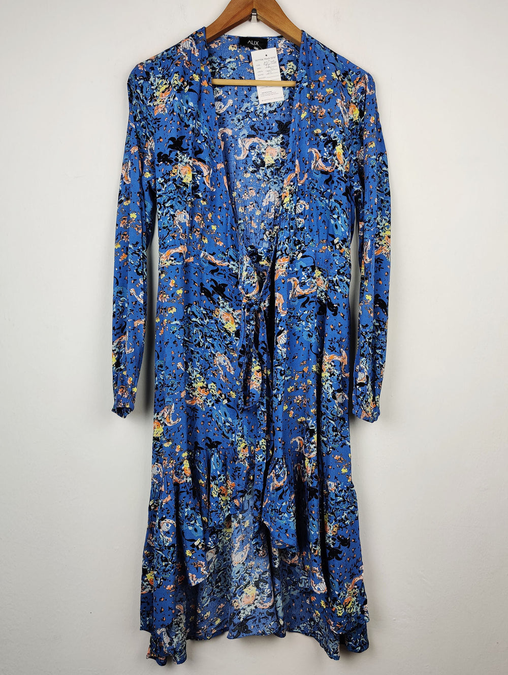 Buy online pre-used pre-loved 100% authentic & Original branded Alix (MF-490) available in Pakistan. Top international brands avilable.