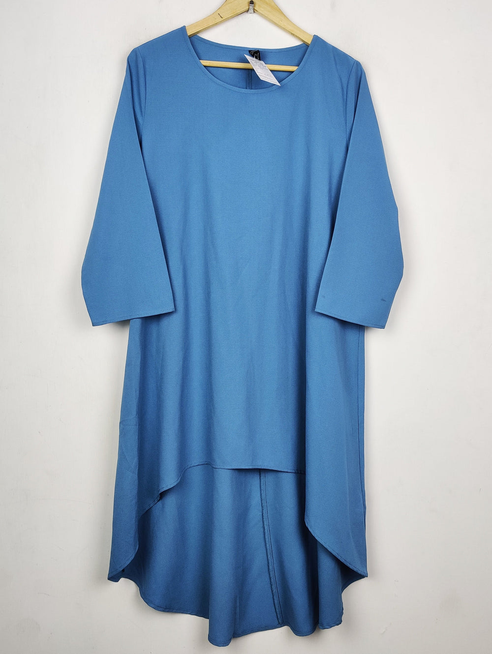 Buy online pre-used pre-loved 100% authentic & Original branded Unknown Brand (MF-4928) available in Pakistan. Top international brands avilable.