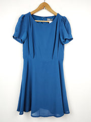 Buy online pre-used pre-loved 100% authentic & Original branded Apricot (MF-504) available in Pakistan. Top international brands avilable.