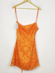 Buy online pre-used pre-loved 100% authentic & Original branded Shein (MF-5102) available in Pakistan. Top international brands avilable.