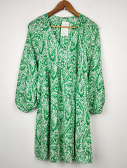 Buy online pre-used pre-loved 100% authentic & Original branded George (MF-529) available in Pakistan. Top international brands avilable.