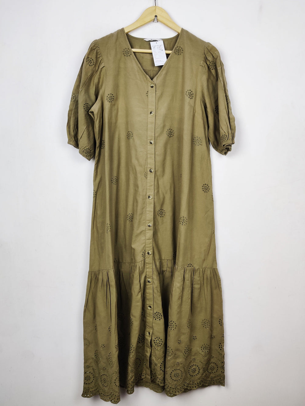 Buy online pre-used pre-loved 100% authentic & Original branded Tu (MF-5362) available in Pakistan. Top international brands avilable.