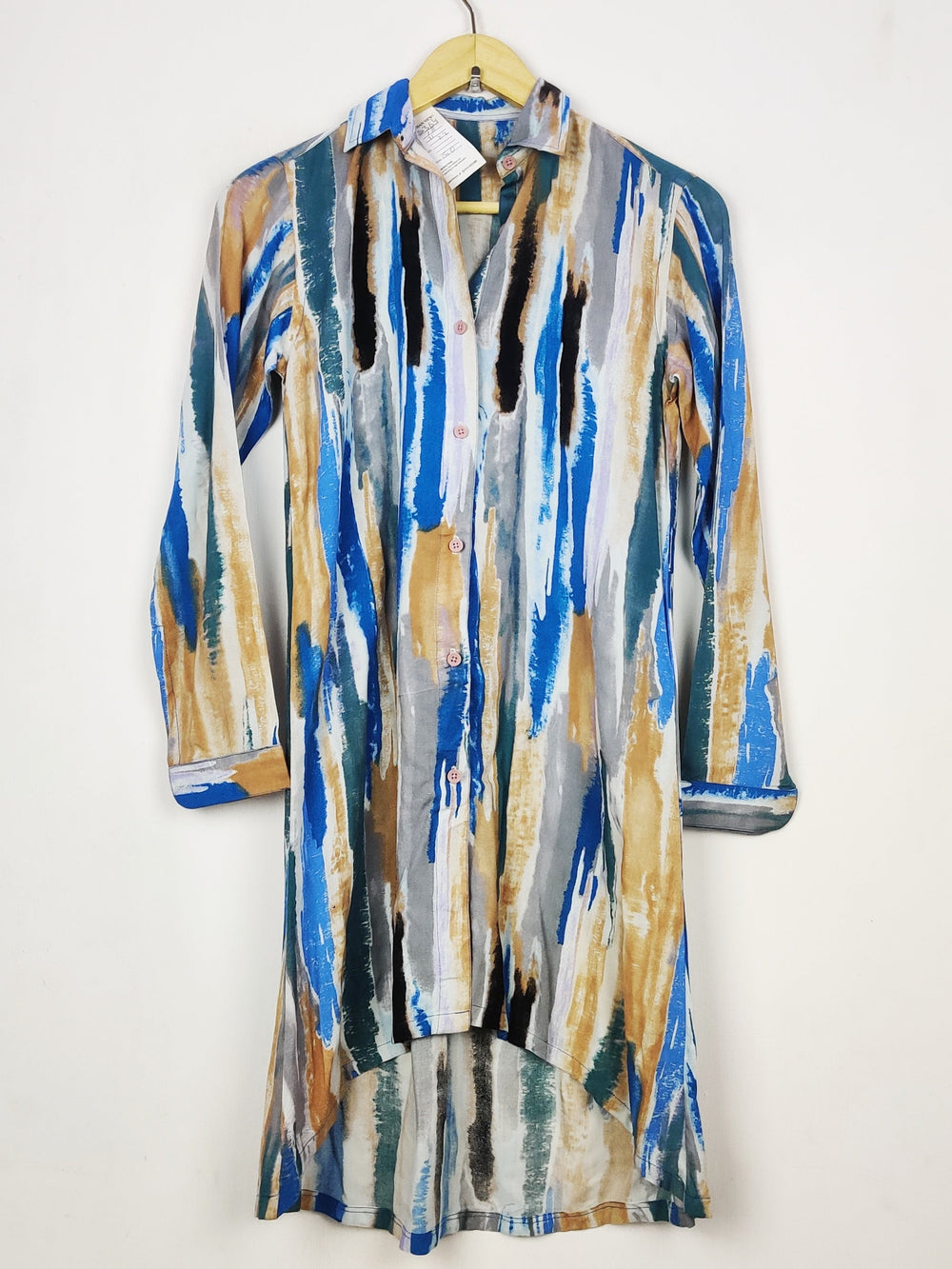 Buy online pre-used pre-loved 100% authentic & Original branded Unknown Brand (MF-5364) available in Pakistan. Top international brands avilable.