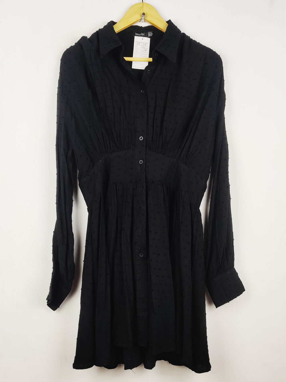 Buy online pre-used pre-loved 100% authentic & Original branded Boohoo (MF-5401) available in Pakistan. Top international brands avilable.