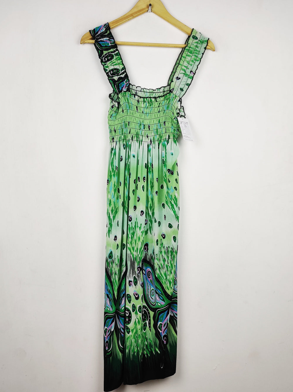 Buy online pre-used pre-loved 100% authentic & Original branded Unknown Brand (MF-5449) available in Pakistan. Top international brands avilable.