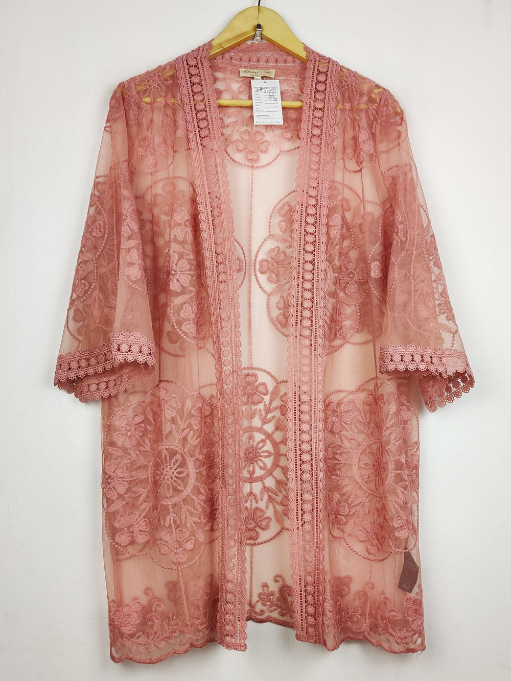 Buy online pre-used pre-loved 100% authentic & Original branded F&F (MF-5467) available in Pakistan. Top international brands avilable.