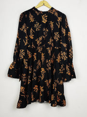 Buy online pre-used pre-loved 100% authentic & Original branded Shein (MF-5535) available in Pakistan. Top international brands avilable.