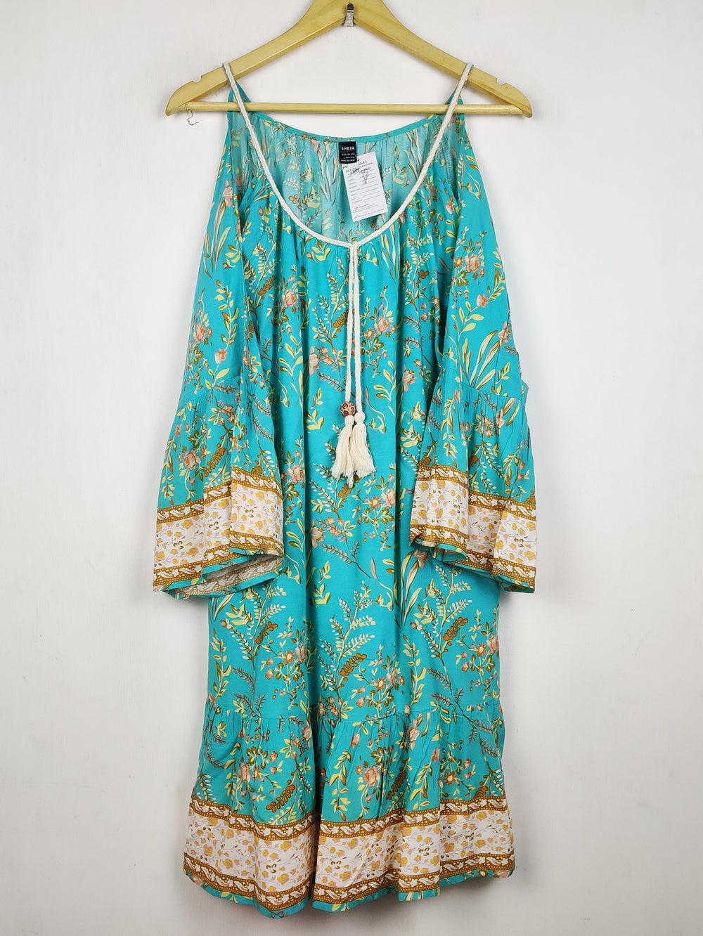 Buy online pre-used pre-loved 100% authentic & Original branded Shein (MF-5566) available in Pakistan. Top international brands avilable.