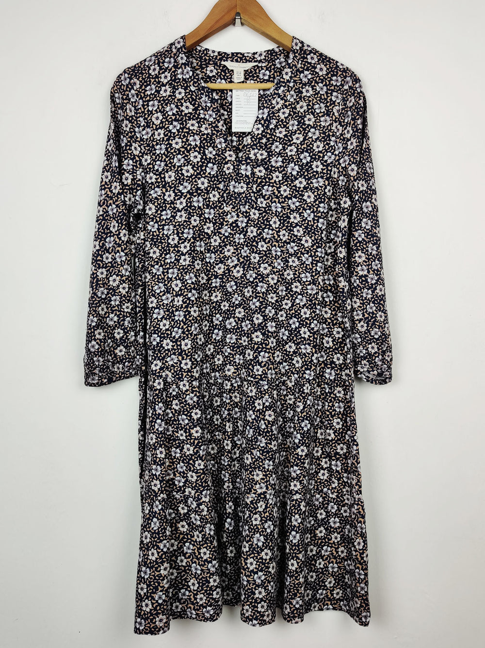 Buy online pre-used pre-loved 100% authentic & Original branded Seasalt Cornwall (MF-567) available in Pakistan. Top international brands avilable.