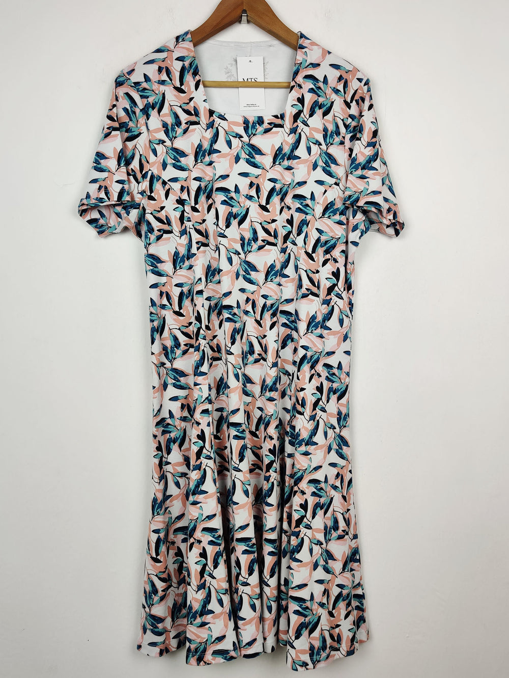 Buy online pre-used pre-loved 100% authentic & Original branded Tigi (MF-577) available in Pakistan. Top international brands avilable.