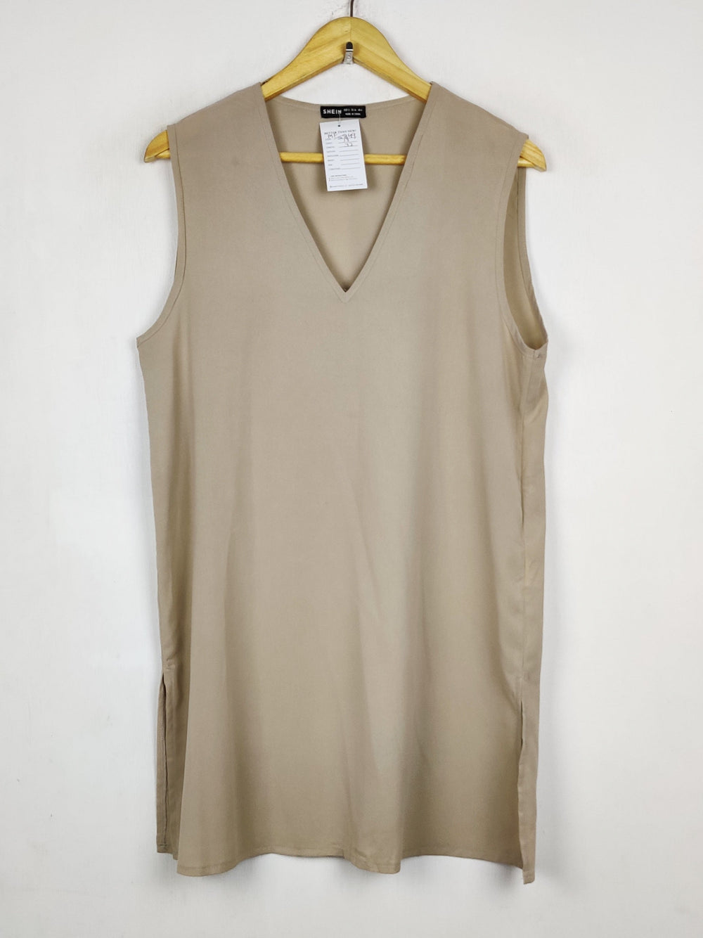 Buy online pre-used pre-loved 100% authentic & Original branded Shein (MF-5849) available in Pakistan. Top international brands avilable.