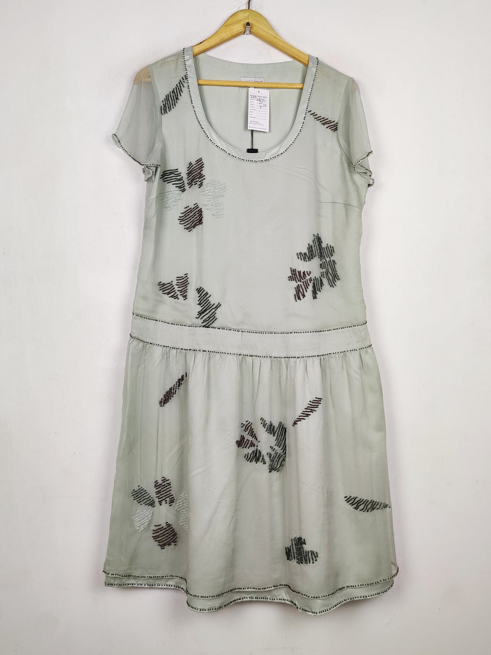 Buy online pre-used pre-loved 100% authentic & Original branded Next (MF-5890) available in Pakistan. Top international brands avilable.