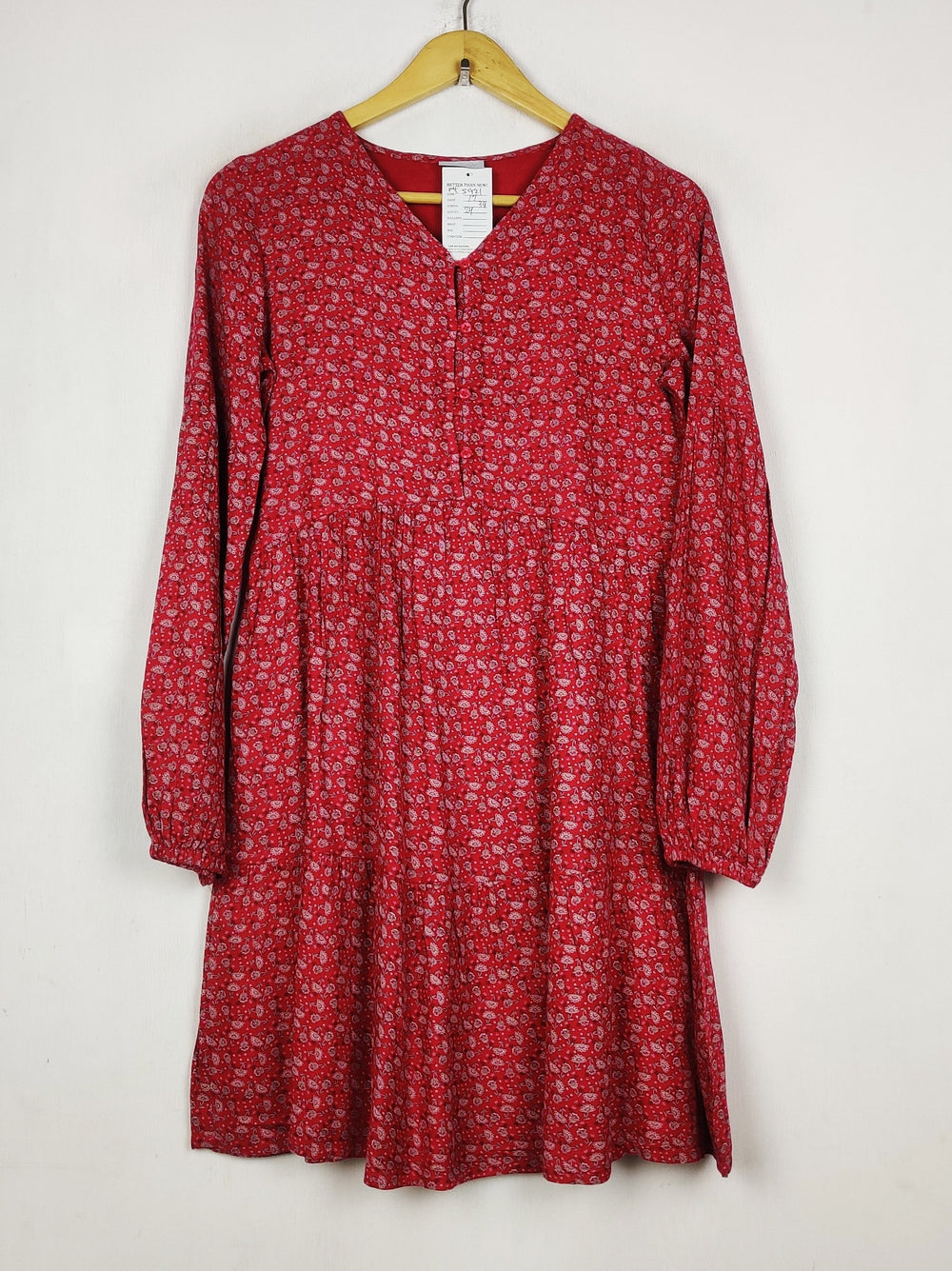 Buy online pre-used pre-loved 100% authentic & Original branded I Love Girlfriend (MF-5921) available in Pakistan. Top international brands avilable.