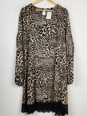 Buy online pre-used pre-loved 100% authentic & Original branded Boohoo (MF-6053) available in Pakistan. Top international brands avilable.